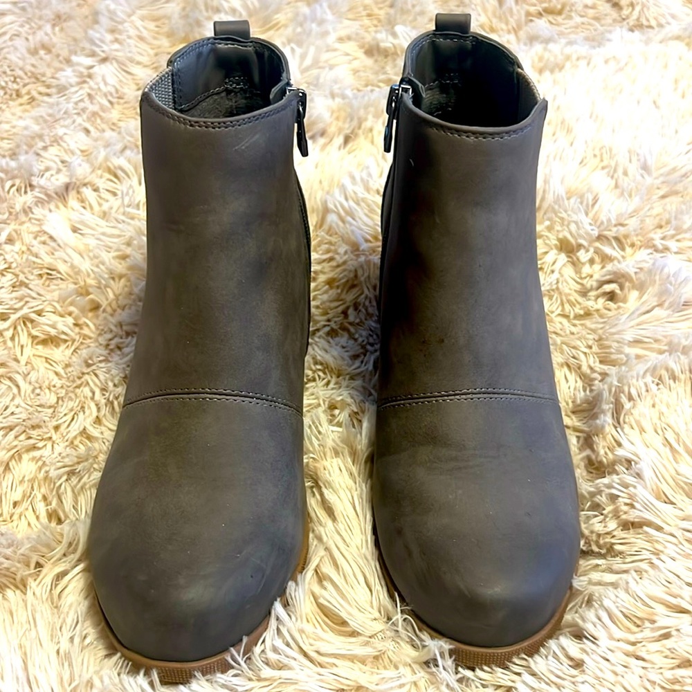 Time and Tru wedge booties size 7.